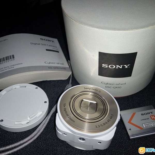 Sony QX10 (99.9 % new)