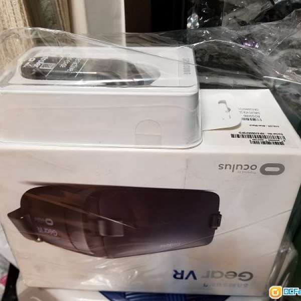 Samsung new gear VR (有手掣) 全新未開