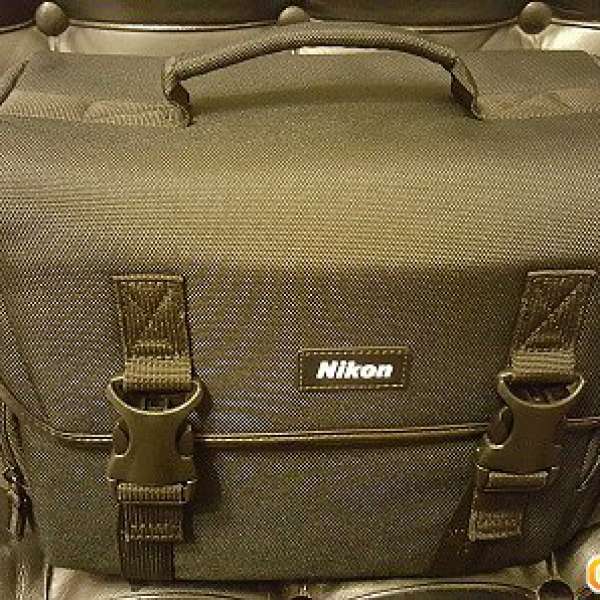 全新Nikon原裝防水相機袋 - 黑色