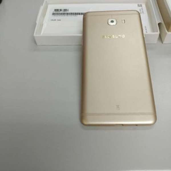 Samsung C9 pro 64G，金色，行貨，雙sim card，99%新