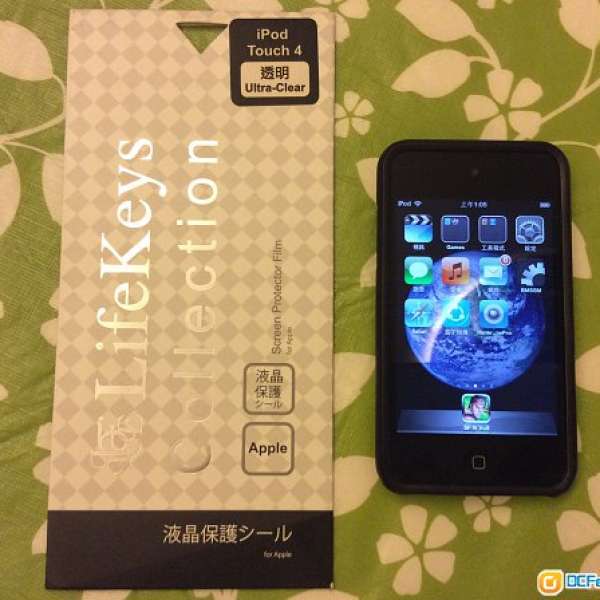 Apple iPod touch 4 黑色8gb行貨ZP 9成新
