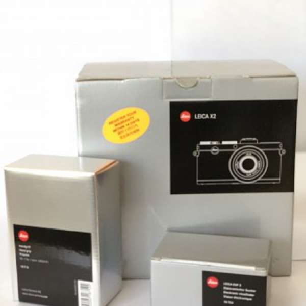 Leica X2 Silver Box Set