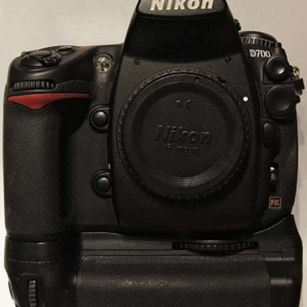 Nikon D700 + MB-D10 + 24-85mm 3.5-4.5G VR