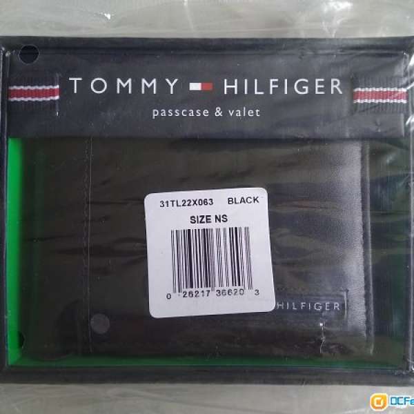 原裝Tommy Hilfiger Mens Leather Passcase Billfold Wallet 100%真皮 銀包 禮物