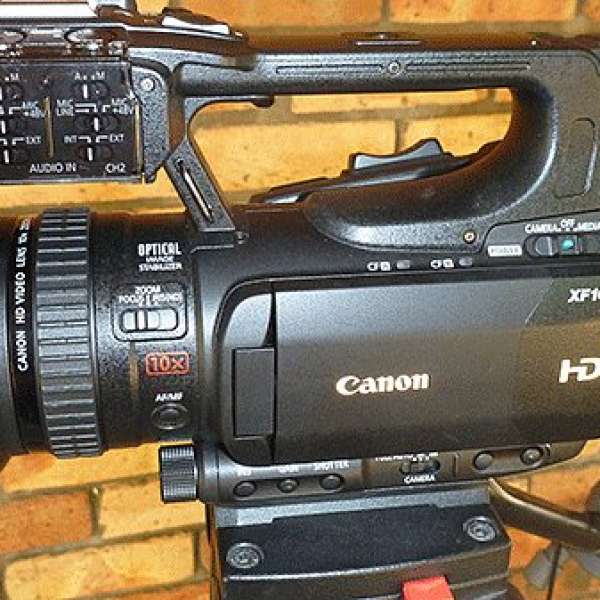 Canon XF100 HD Professional Camcorder