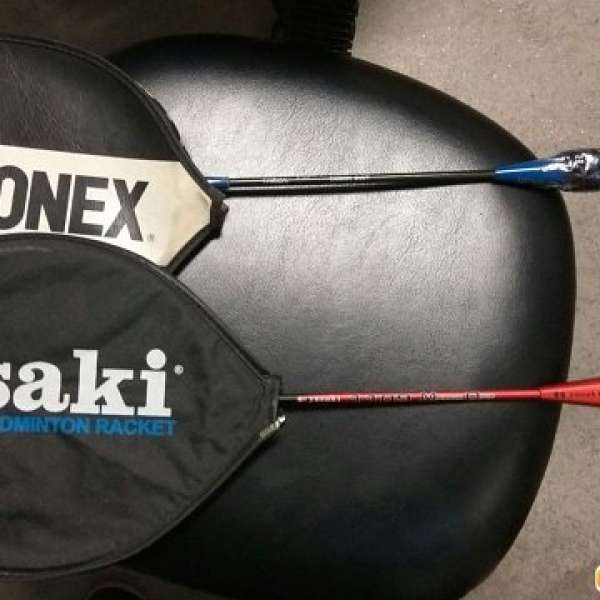 YONEX 及YASAKI 羽毛球棒2支