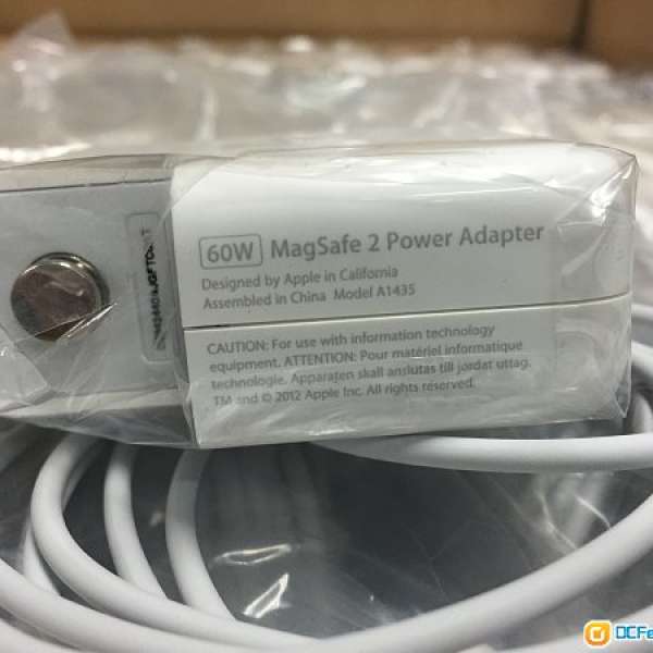 100%原裝 Apple 60W MagSafe 2  A1435  MacBook Pro Retina 13吋火牛250$益用家