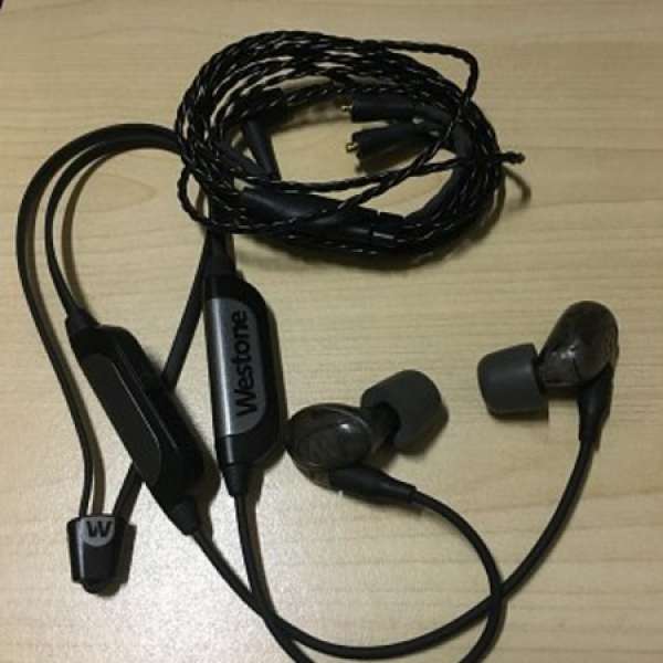 Westone UM PRO30 with bluetooth cable 連藍芽