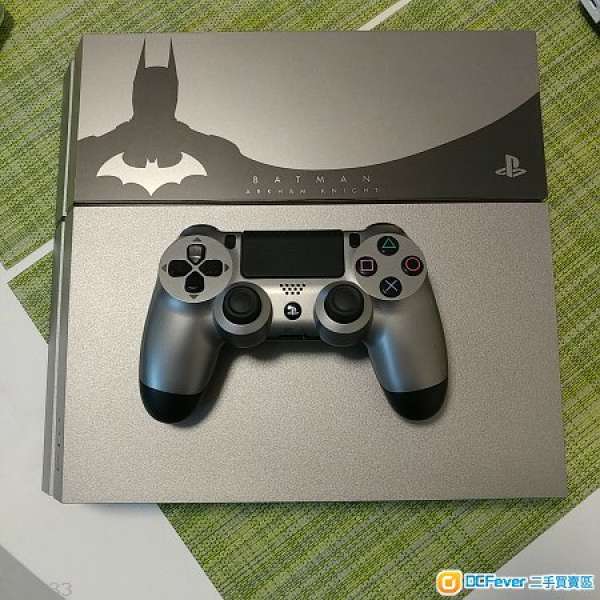 PS4 Batman 銀色