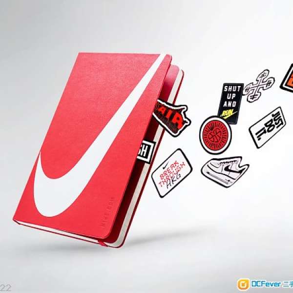 Nike訂制版Moleskine筆記簿(附貼紙)