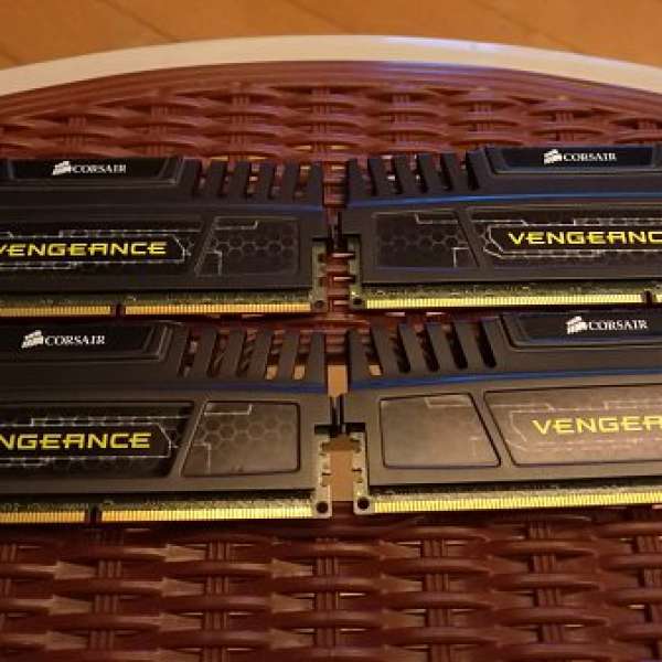 新淨CORSAIR  VENGEANCE  ddr3 1600 c9 16gb(4x4)