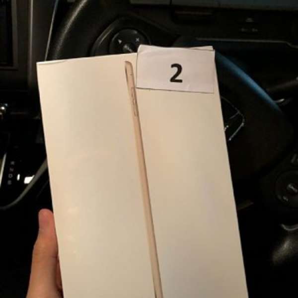 Apple iPad mini 4 wifi 128GB Gold 金 Brand New 全新未開未激活 ZP港行機 公司抽獎