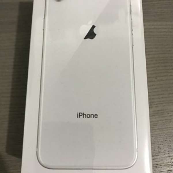 IPhone 8 64G silver 全新未開封
