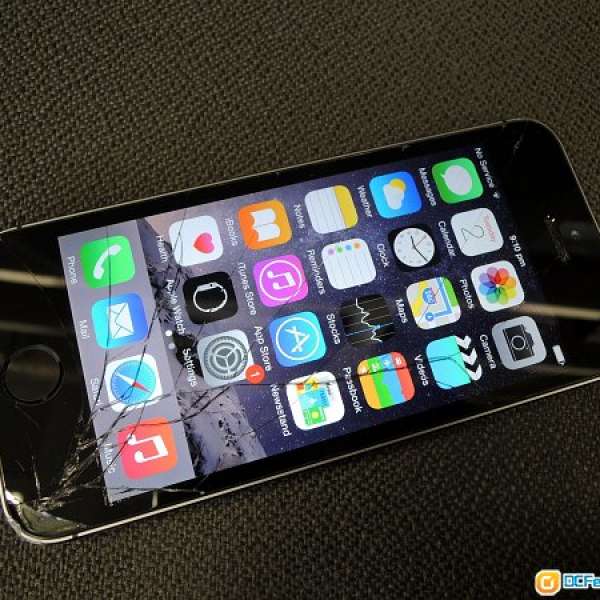 iPhone 5s 32GB 太空灰