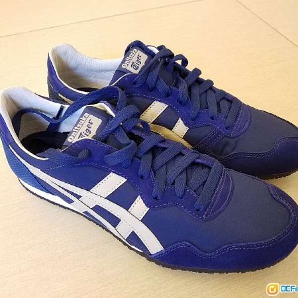 Onitsuka Tiger Serrano 全新