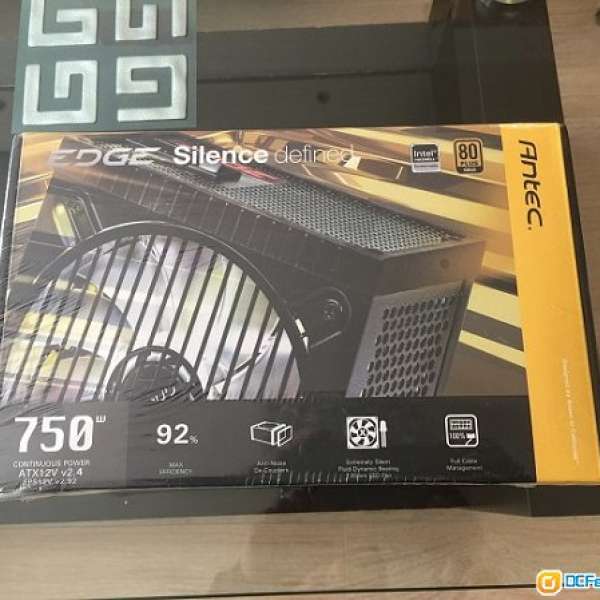 ANTEC EDGE Silence defined 750W powersupply 80 plus cable management