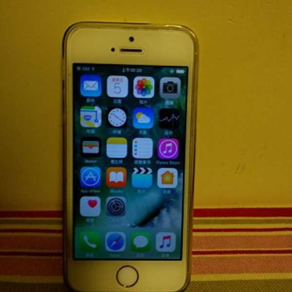 iPhone 5S 64gb  金色
