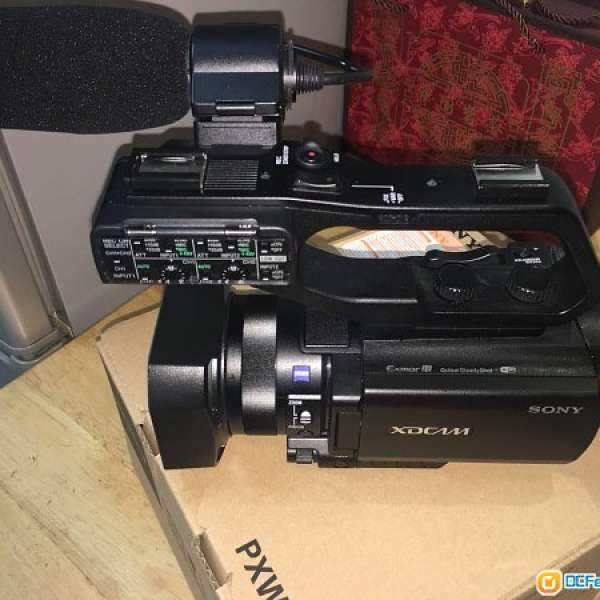 九成幾新SONY PXW-X70全套有盒有單行貨“保養期”內XDCAM攝錄機可升4K僅使用180小時...