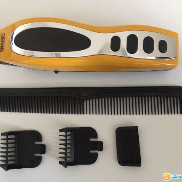 美國華爾WAHL電推剪 收髮器 剪髮器 小型 (用2粒AA電)