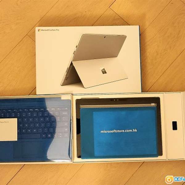 Surface Pro 4 16gb + 256gb with type cover