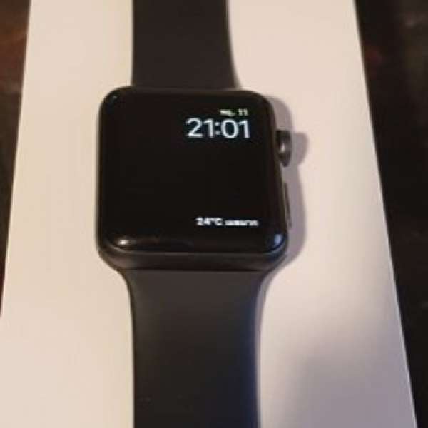 Apple Watch S3 42mm GPS+LTE版 太空灰