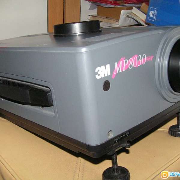 3M MP8030 Projector 800 x 600 max 500lux AC220V 光度十足