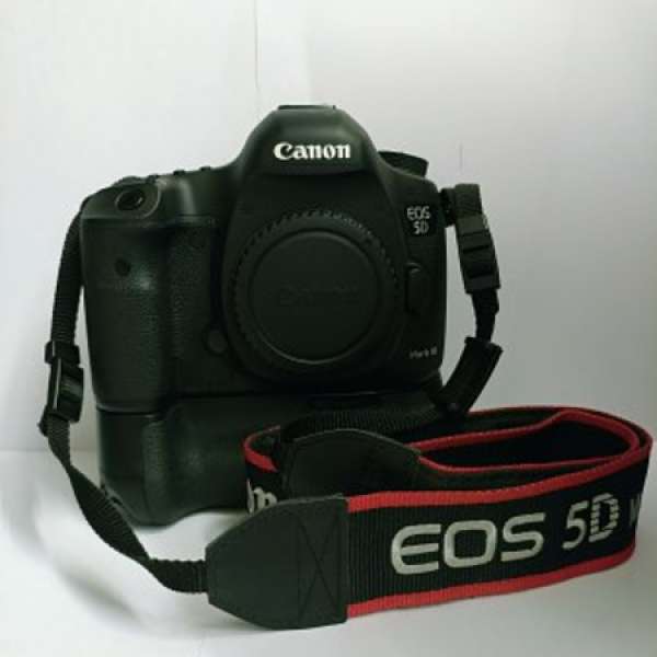 Canon 5D Mark III (送副廠直倒, 16GB CF card, shutter線)