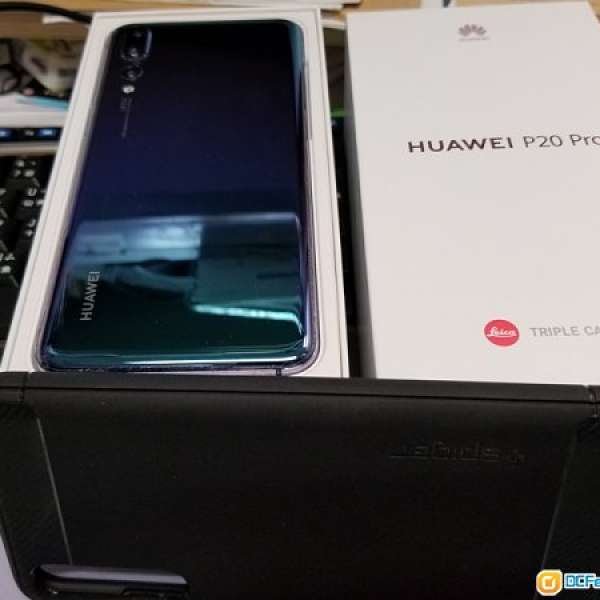 華為 Huawei P20 Pro (極光色) 95%新 香港行貨全套 (或者换Note 9、我加$1300)