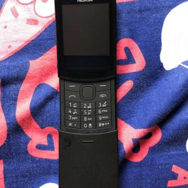 Nokia 8110 4G黑色全套（香港行貨）有衞訊正單跟有保養，
