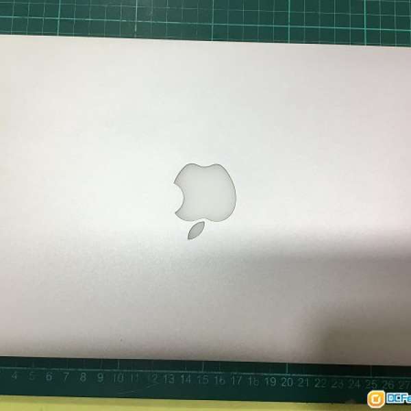 售Apple Macbook Air 11” 2011 i7