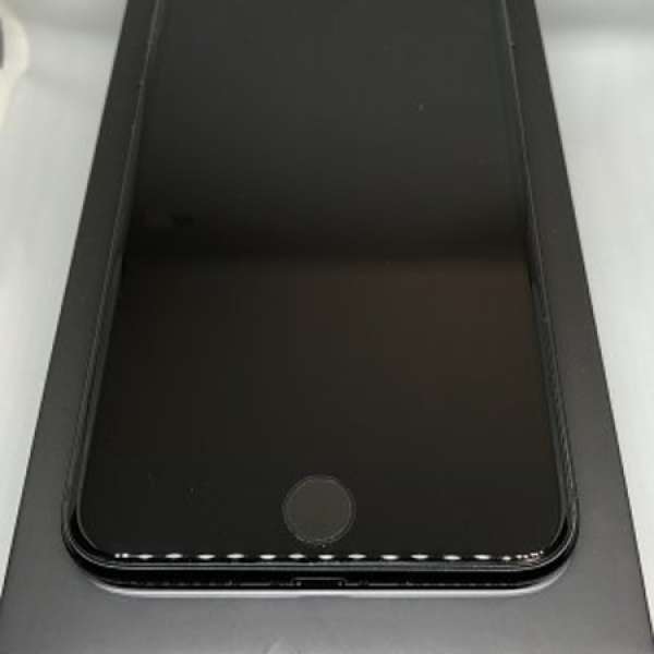Apple iPhone 7 plus 128G  黑色,九成九新,馬鞍山鐵路恆安站交收