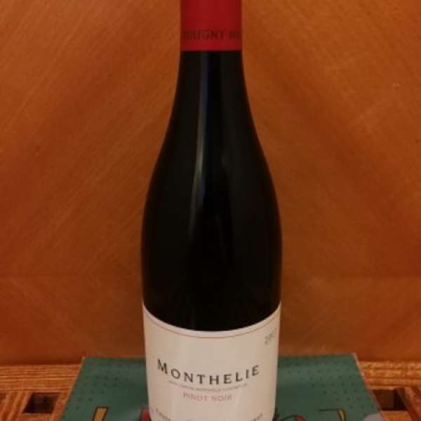 Domaine du Chateau de Puligny-Montrachet Monthelie Rouge, Cote de beau