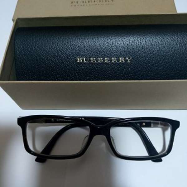 Burberry 玳瑁色眼鏡