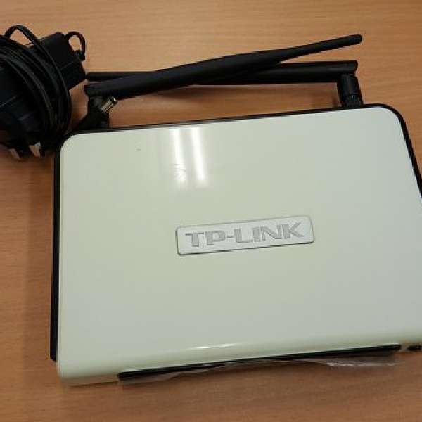 TP-LINK TL-WR1042ND 300 Mbps Wireless N Gigabit Router