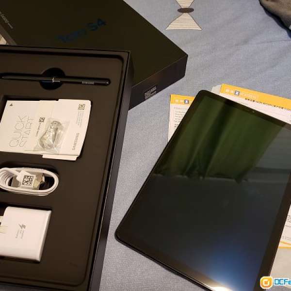 Samsung Tab S4 64G LTE 版  行貨 一年原廠三星保養， 黑色，送休眠COVER套