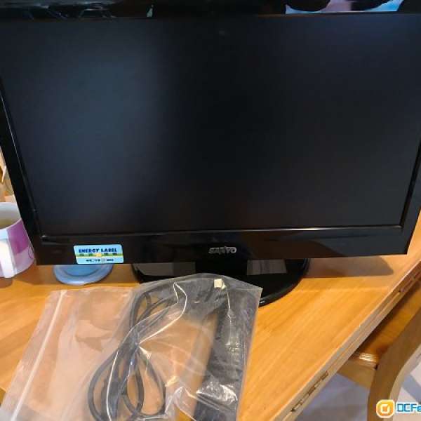 SANYO 24" LCD Full HD 電視