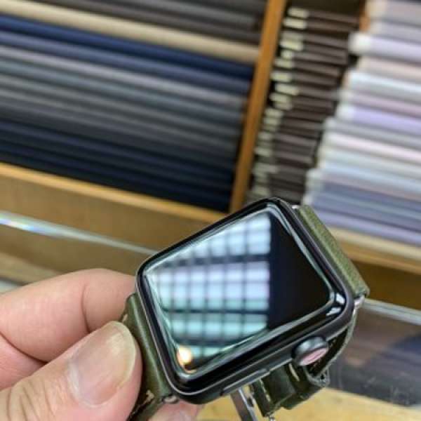 Apple Watch Series 3 GPS+cellular 42毫米太空灰有Apple Care+