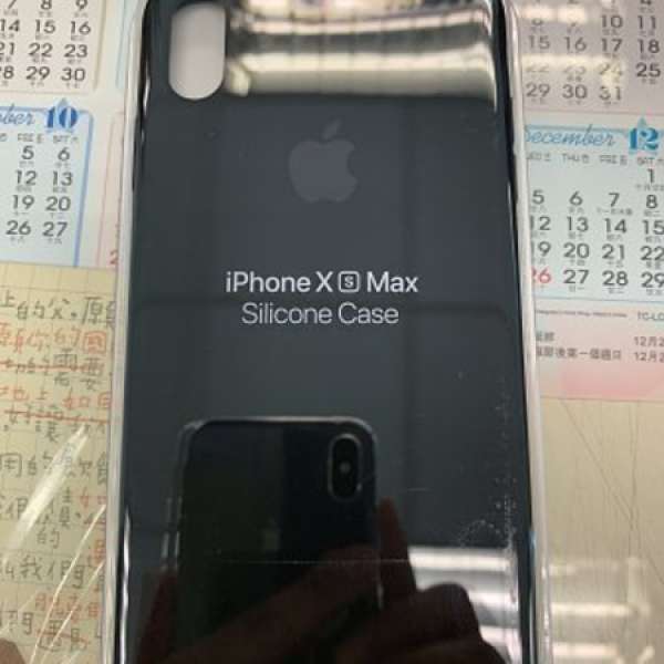 Iphone XS max 原裝 Silicone Case (在Apple shop 買）