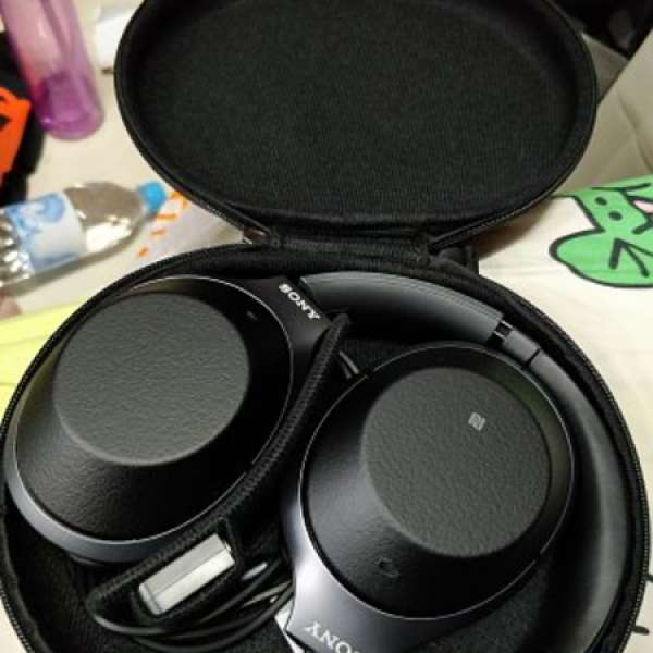 Sony WH-1000XM2 黑色