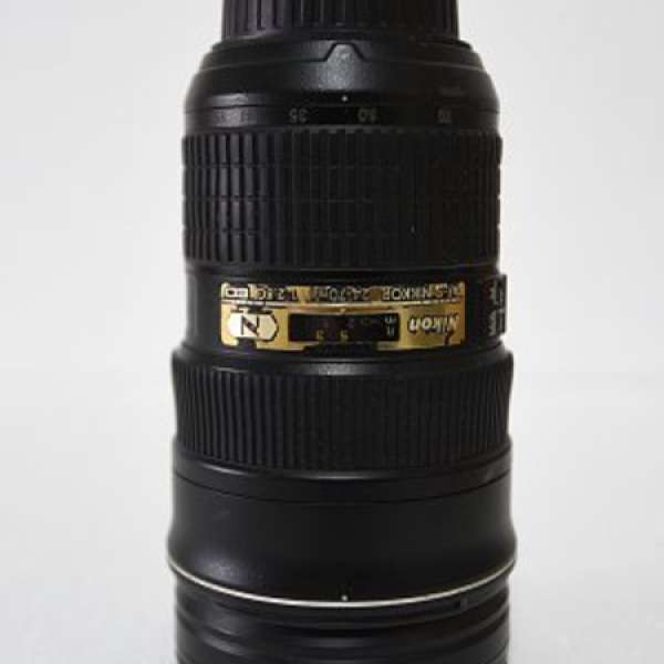 Nikon AF-S NIKKOR 24-70mm f/2.8G ED (鏡身有花有凹痕)
