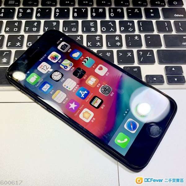 iPhone 8 256gb 黑色 95% NEW 香港一手行貨