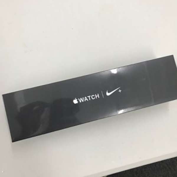 Apple Watch 4 Nike 黑色44mm lte版