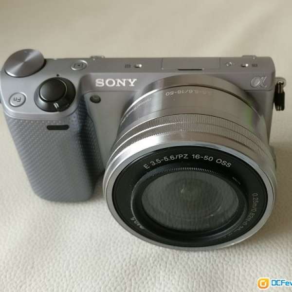 Sony NEX 5R 連16-50mm lens