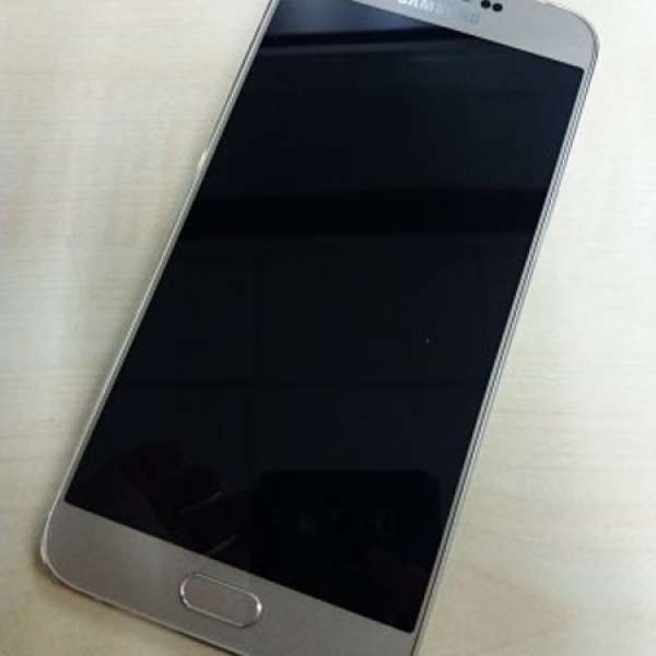 Samsung Galaxy A8 SM-A800IZ 32GB (金色 九成新) 5.7吋 八核 1600萬 雙卡