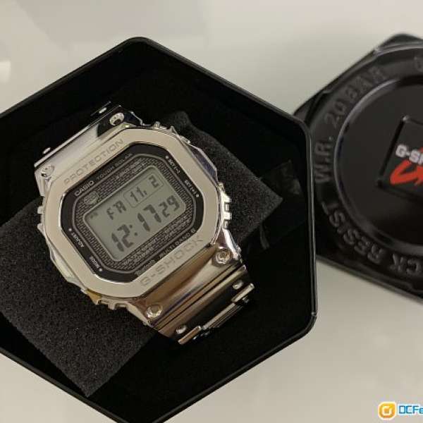 Casio G-Shock GMW-B5000D1ER 銀色全鋼