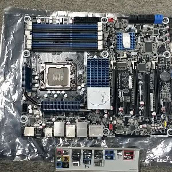 Intel X58 LGA 1366 motherboard