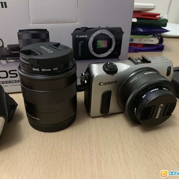 Canon EOS M, EF-M 22mm F2.0, EF-M 18-55, Speedlite 90 EX