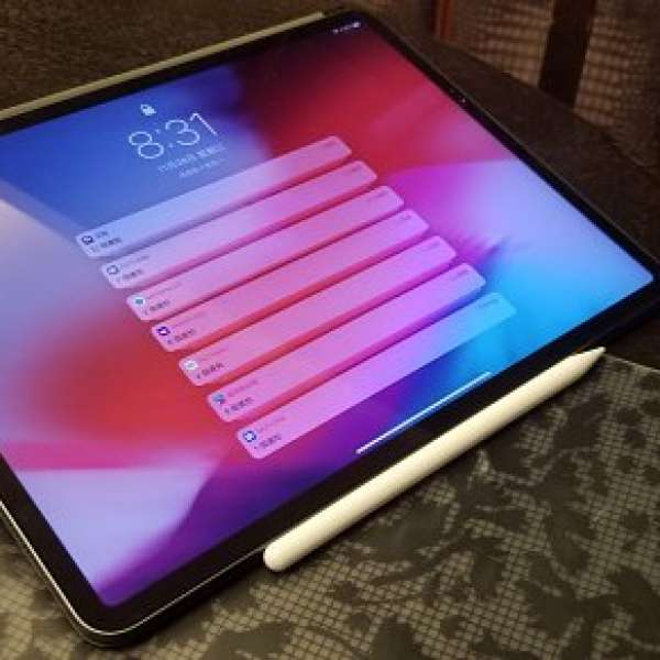 2018 iPad Pro 12.9 + Keyboard + pencil