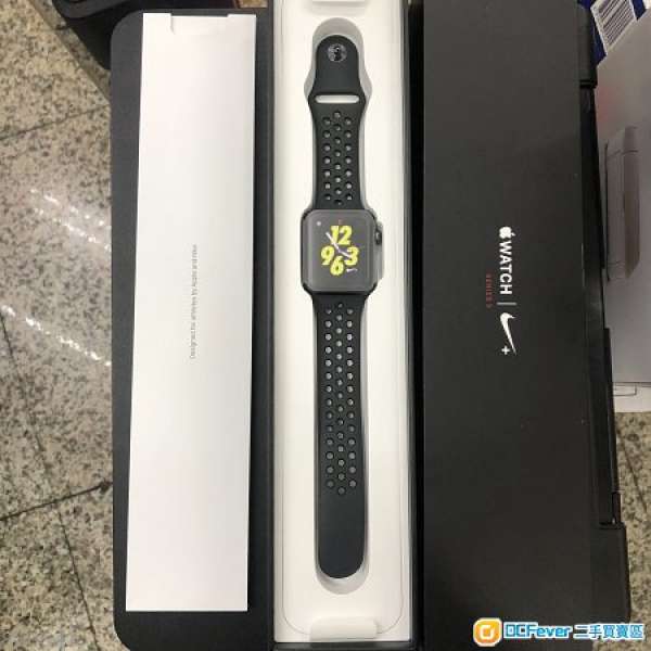 Apple Watch 3 4G Lte NIKE 42MM 版