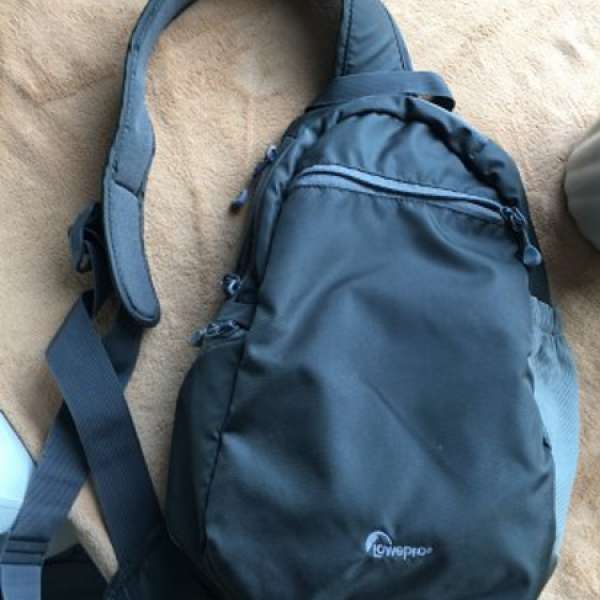lowepro streamline sling